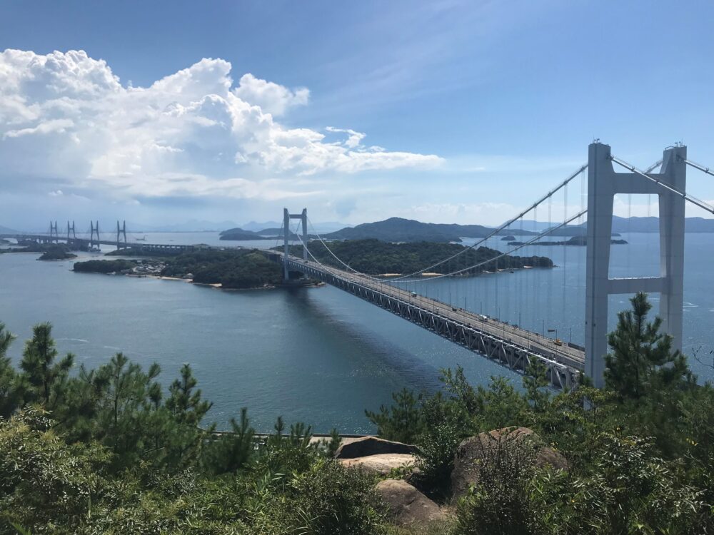 Mt.Washu hiking with a panoramic view of the Seto Inland Sea and easy and exciting cycling on the “Road of the Wind”